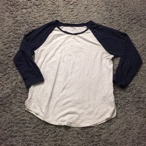 White and navy baseball-tee
